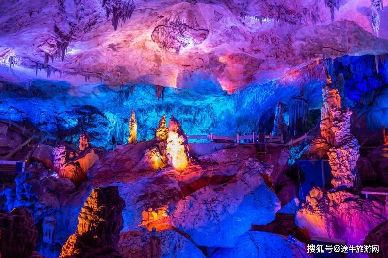 百度知道如何看待人工智能生成内容？游戏画面